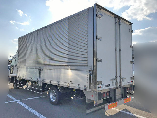 いすゞフォワードアルミウイング中型（4t）[写真04]