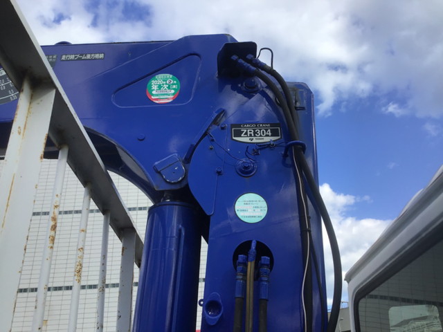 UDトラックスコンドルクレーン4段中型（4t）[写真10]