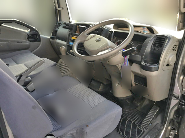 日産アトラス平ボディ小型（2t・3t）[写真14]