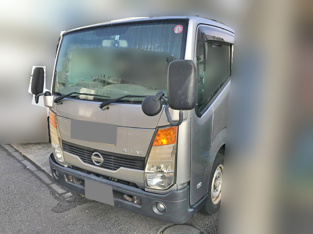 日産アトラス平ボディ小型（2t・3t）[写真03]