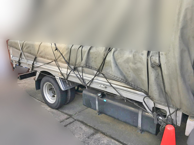 日産アトラス平ボディ小型（2t・3t）[写真06]