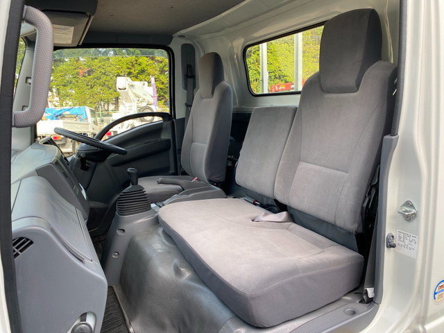 いすゞエルフ平ボディ小型（2t・3t）[写真24]