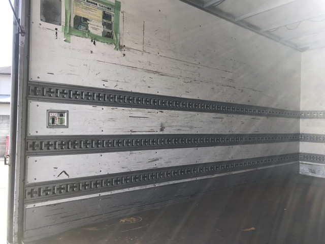 トヨタダイナアルミバン小型（2t・3t）[写真14]