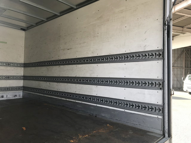 トヨタダイナアルミバン小型（2t・3t）[写真15]