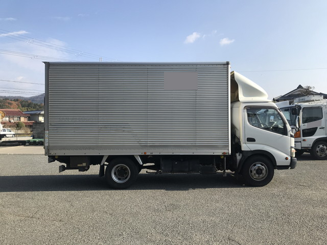 トヨタダイナアルミバン小型（2t・3t）[写真06]
