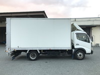 トヨタダイナパネルバン小型（2t・3t）[写真06]