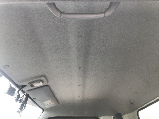 三菱ふそうキャンター冷凍車（冷蔵車）小型（2t・3t）[写真32]