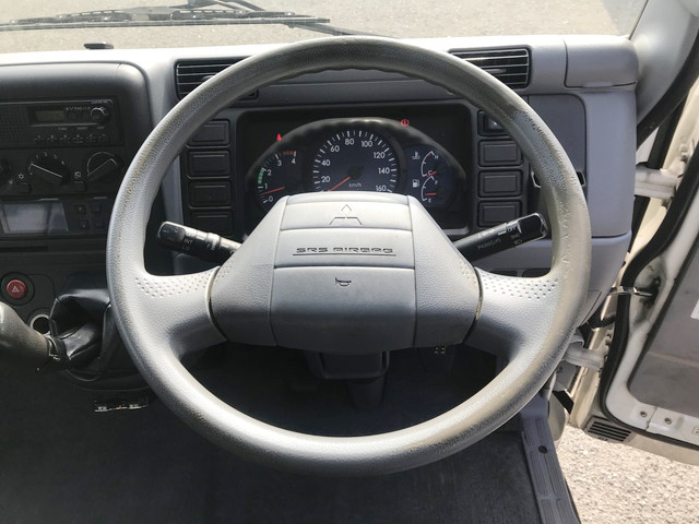 三菱ふそうキャンター冷凍車（冷蔵車）小型（2t・3t）[写真38]