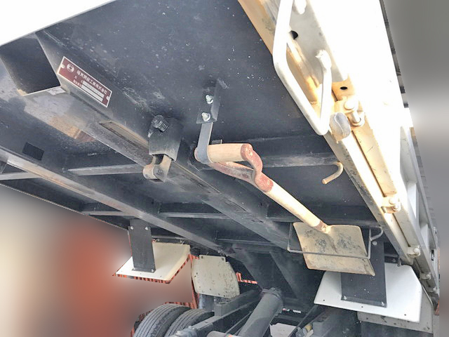 いすゞエルフダンプ小型（2t・3t）[写真13]