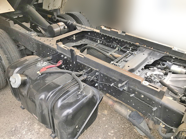 いすゞエルフダンプ小型（2t・3t）[写真17]