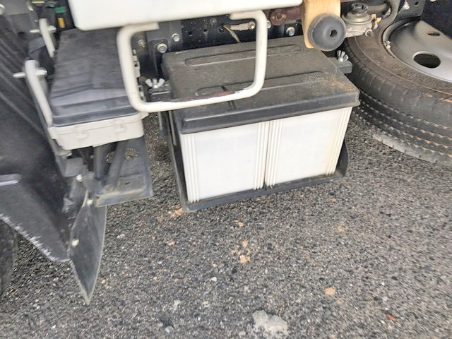 いすゞエルフダンプ小型（2t・3t）[写真18]