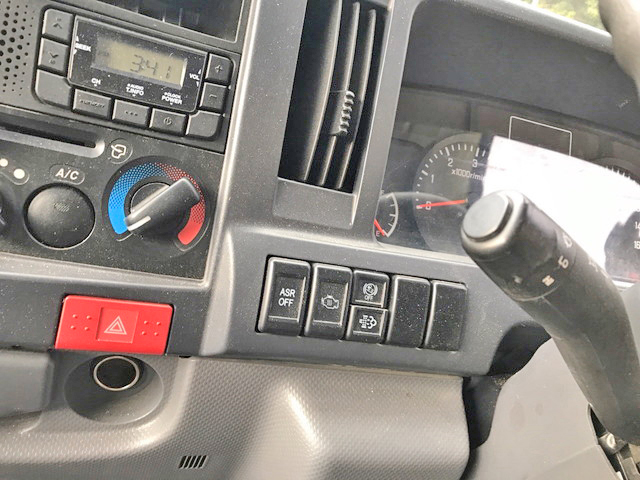 いすゞエルフダンプ小型（2t・3t）[写真33]