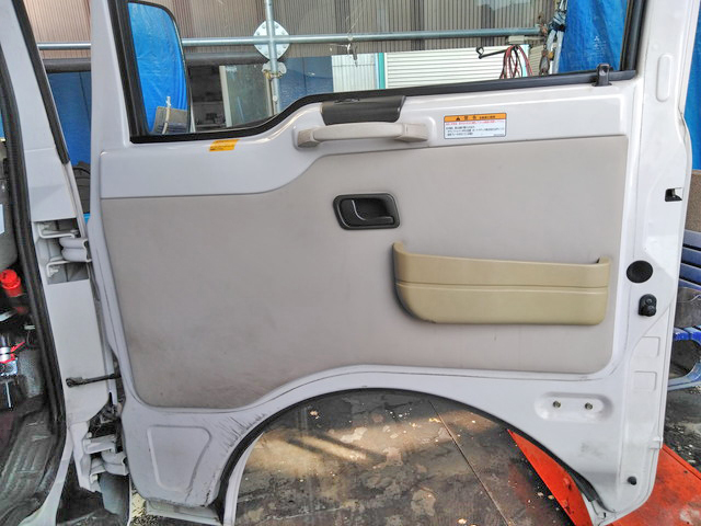 三菱ふそうローザマイクロバス[写真20]