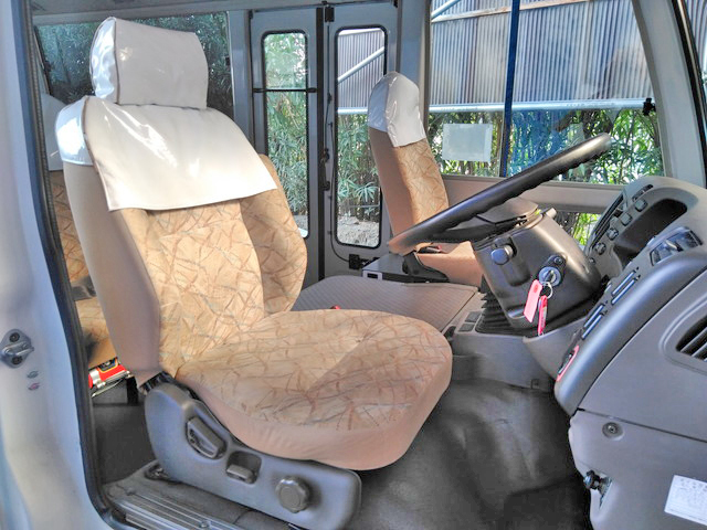 三菱ふそうローザマイクロバス[写真21]