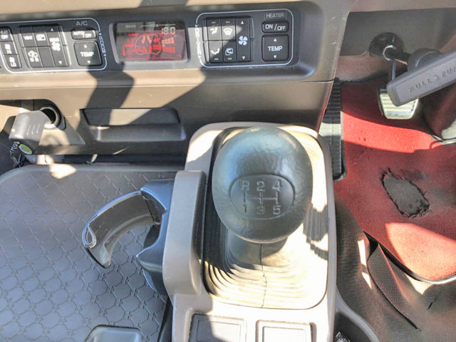 三菱ふそうローザマイクロバス[写真12]