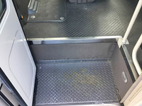 三菱ふそうローザマイクロバス[写真07]