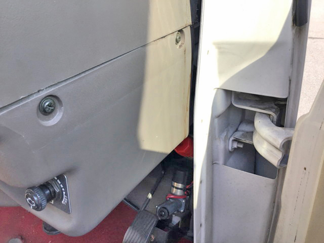 三菱ふそうローザマイクロバス[写真15]