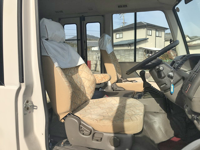 三菱ふそうローザマイクロバス[写真30]