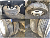 三菱ふそうキャンター平ボディ小型（2t・3t）[写真12]