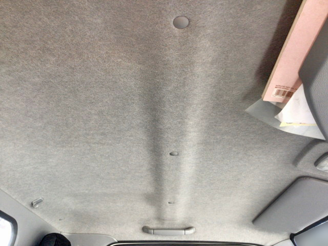 三菱ふそうキャンター平ボディ小型（2t・3t）[写真24]