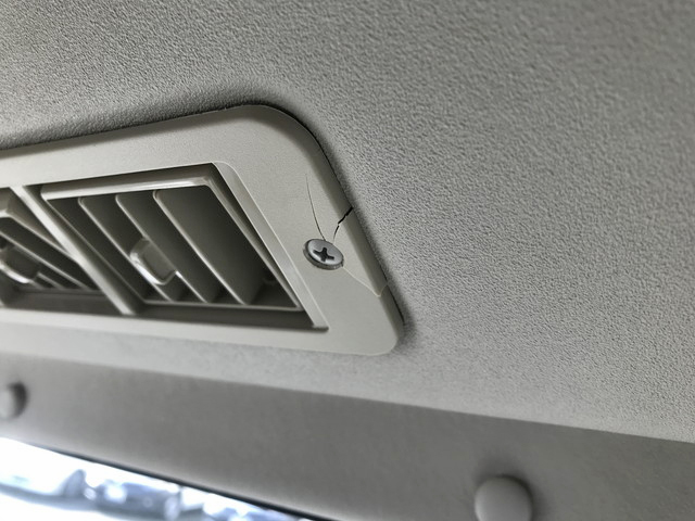 三菱ふそうローザマイクロバス[写真19]