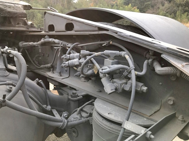 いすゞギガトレーラーヘッド（トラクターヘッド）大型（10t）[写真16]