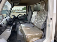 日野デュトロ冷凍車（冷蔵車）小型（2t・3t）[写真33]