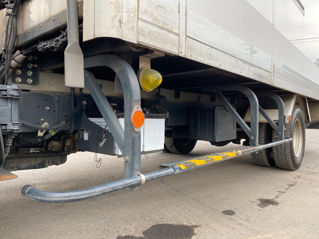 日野デュトロ冷凍車（冷蔵車）小型（2t・3t）[写真18]