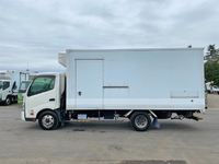 日野デュトロ冷凍車（冷蔵車）小型（2t・3t）[写真05]