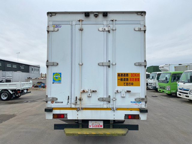 日野デュトロ冷凍車（冷蔵車）小型（2t・3t）[写真09]