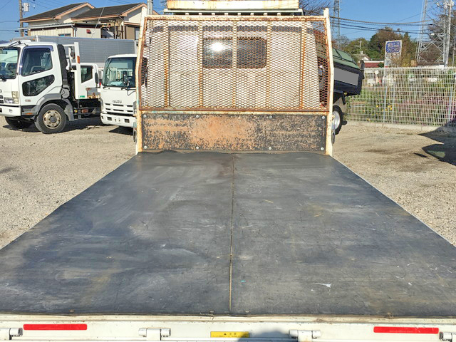 三菱ふそうキャンター平ボディ小型（2t・3t）[写真10]