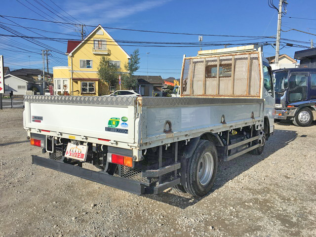 三菱ふそうキャンター平ボディ小型（2t・3t）[写真02]