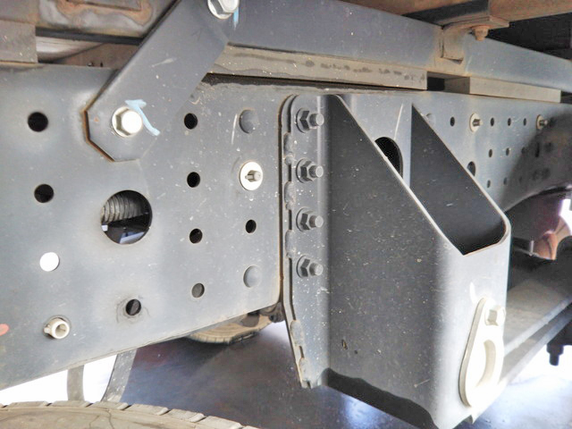 三菱ふそうキャンター平ボディ小型（2t・3t）[写真20]