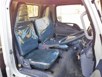 三菱ふそうキャンター平ボディ小型（2t・3t）[写真34]