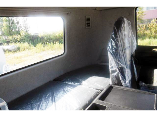 三菱ふそうスーパーグレートミキサー車（コンクリートミキサー）大型（10t）[写真13]