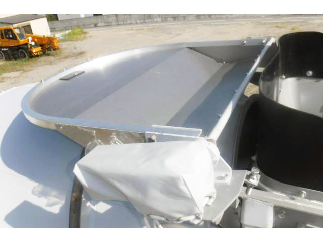 三菱ふそうスーパーグレートミキサー車（コンクリートミキサー）大型（10t）[写真20]