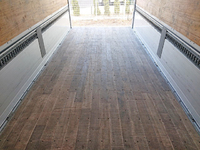 日野レンジャーアルミウイング中型（4t）[写真15]