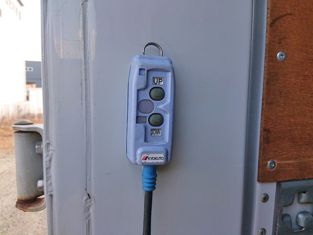 日野レンジャーアルミウイング中型（4t）[写真16]