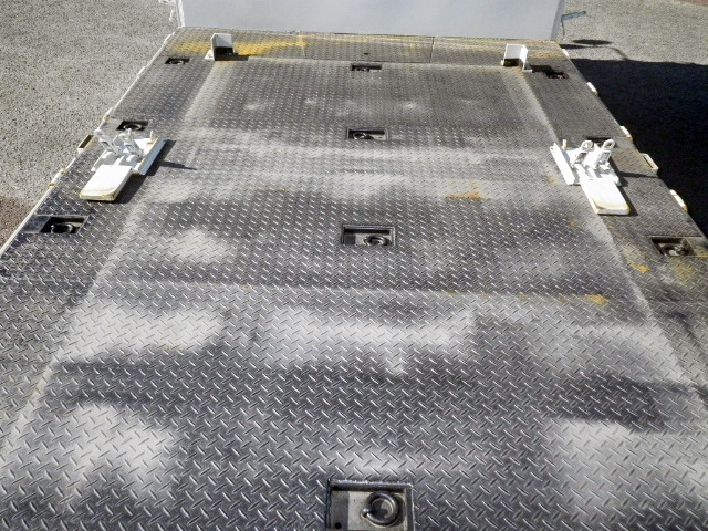 日野プロフィア平ボディ大型（10t）[写真11]