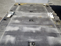 日野プロフィア平ボディ大型（10t）[写真11]