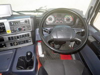 日野プロフィア平ボディ大型（10t）[写真24]