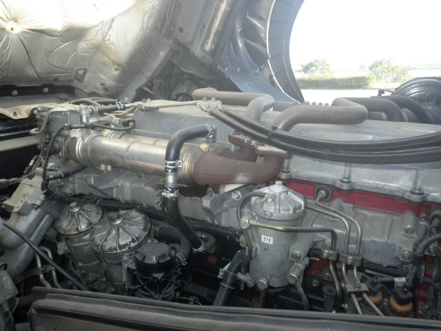 日野プロフィア平ボディ大型（10t）[写真28]