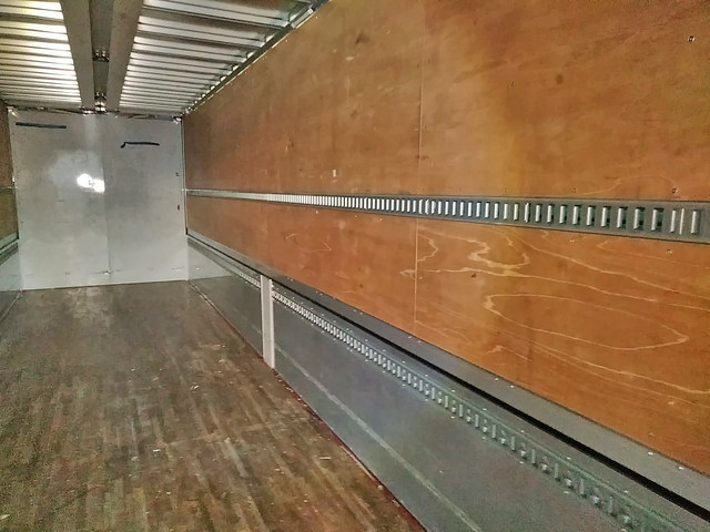 日野プロフィアアルミウイング大型（10t）[写真10]