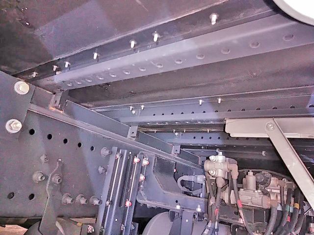 日野プロフィアアルミウイング大型（10t）[写真18]