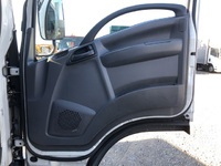 いすゞエルフ冷凍車（冷蔵車）小型（2t・3t）[写真30]