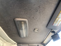 いすゞエルフ冷凍車（冷蔵車）小型（2t・3t）[写真33]