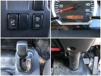 いすゞエルフ冷凍車（冷蔵車）小型（2t・3t）[写真38]