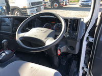 いすゞエルフ冷凍車（冷蔵車）小型（2t・3t）[写真34]