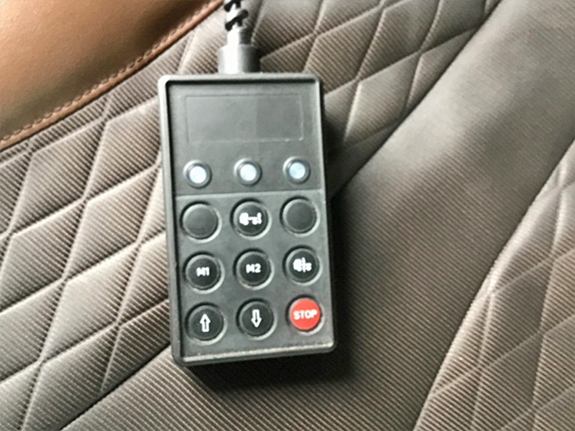 日野プロフィアアルミウイング大型（10t）[写真37]