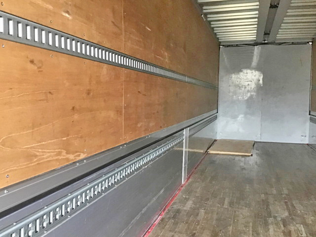 日野プロフィアアルミウイング大型（10t）[写真09]